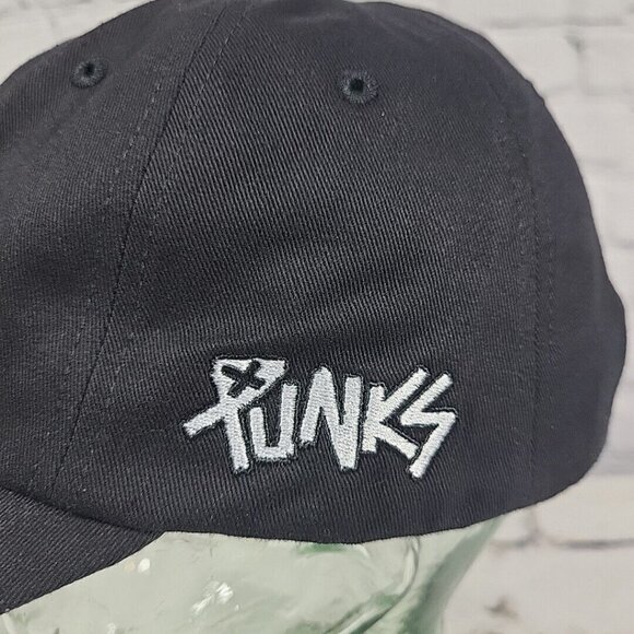 PIXEL VAULT Punks Hat Mens OSFA Black Snapback Baseball Cap Rare HTF - Picture 4 of 8